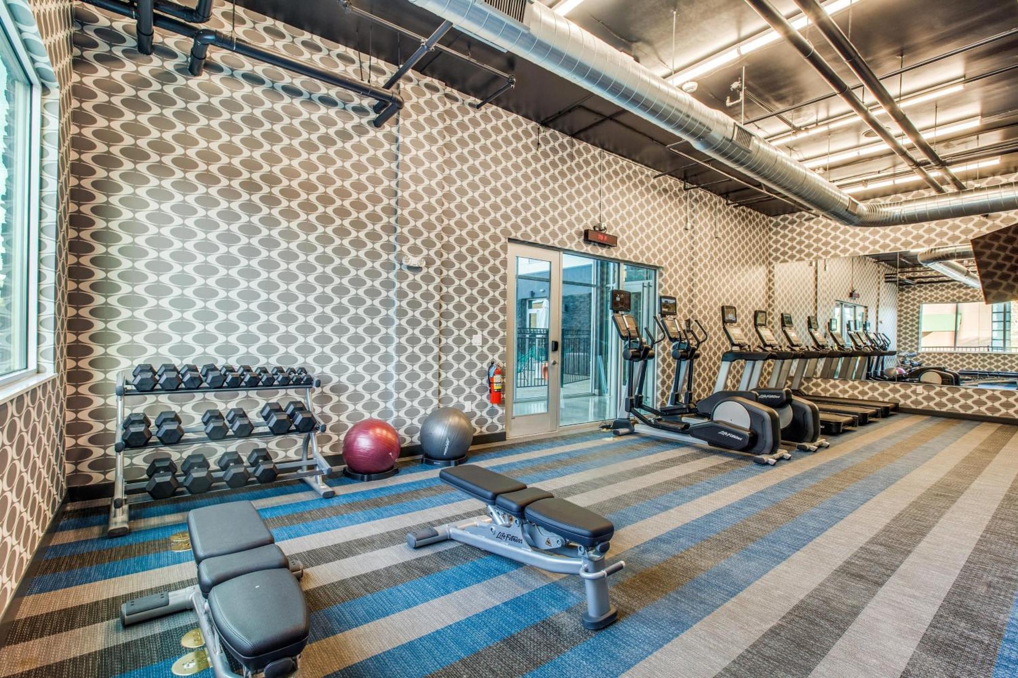 Aloft Dallas Arlington Entertainment District Екстериор снимка